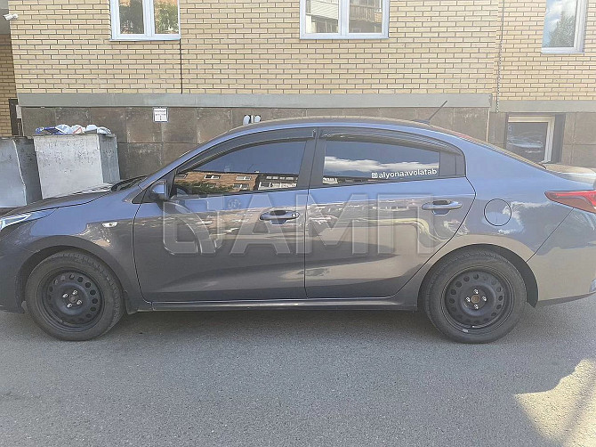 Продам Kia Rio 1.6 MT, 2022, 90 000 км Красноярск - изображение 3