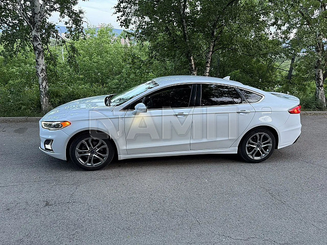 Продам Ford Fusion (North America) 1.5 AT, 2019, 95 000 км Красноярск - изображение 2