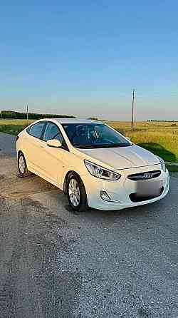Продам Hyundai Solaris 1.6 MT, 2013, 154 000 км Новосибирск
