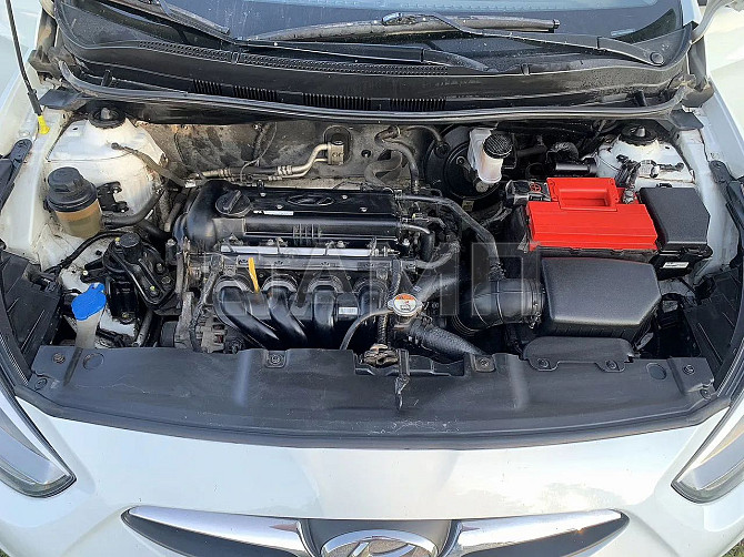 Продам Hyundai Solaris 1.6 MT, 2013, 154 000 км Новосибирск - изображение 2