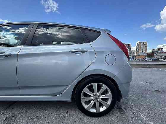 В продаже Hyundai Solaris 1.6 AT, 2012, 217 000 км Новосибирск