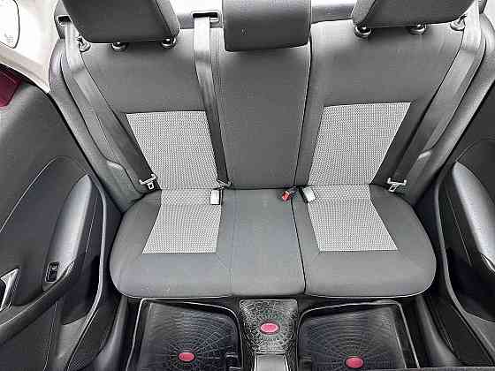 В продаже Volkswagen Polo 1.6 MT, 2013, 196 000 км Новосибирск