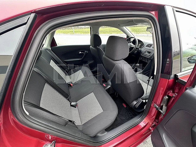 В продаже Volkswagen Polo 1.6 MT, 2013, 196 000 км Новосибирск - изображение 9