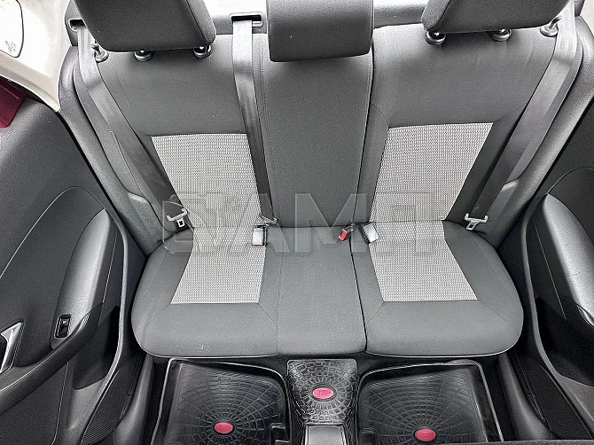 В продаже Volkswagen Polo 1.6 MT, 2013, 196 000 км Новосибирск - изображение 3