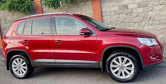 В продаже Volkswagen Tiguan 2.0 AT, 2009, 171 810 км Новосибирск