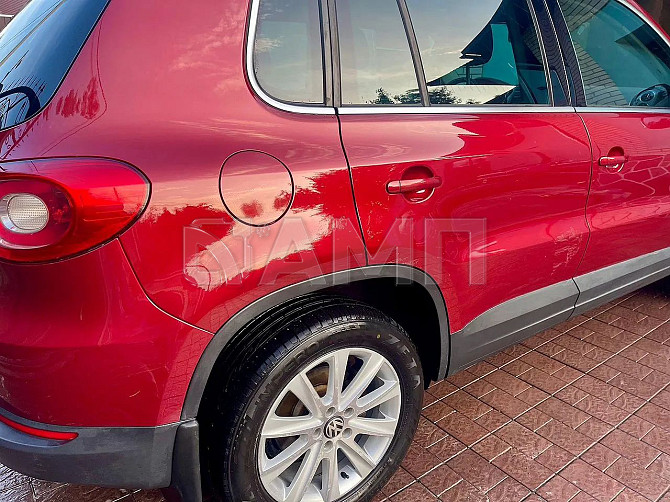 В продаже Volkswagen Tiguan 2.0 AT, 2009, 171 810 км Новосибирск - изображение 10