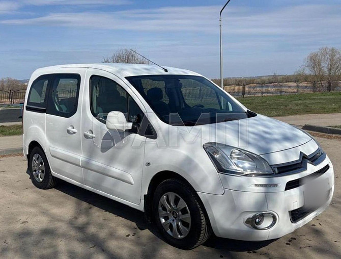 Продажа Citroen Berlingo, 2013 год в Саратове Саратов - изображение 2