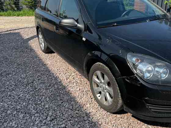 Продается Opel Astra H, 1.6л МТ, 2004 год, 375 000 км Санкт-Петербург