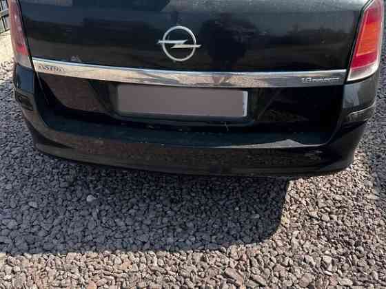 Продается Opel Astra H, 1.6л МТ, 2004 год, 375 000 км Санкт-Петербург
