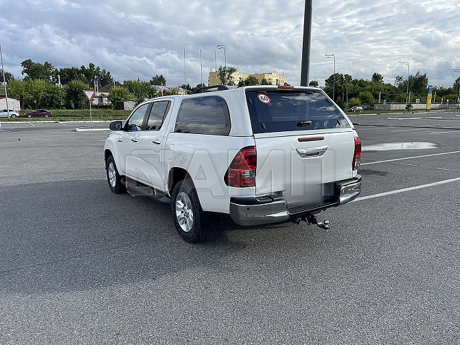 Продаю Toyota Hilux 2.8 AT, 2019, 96 000 км Новосибирск - изображение 8