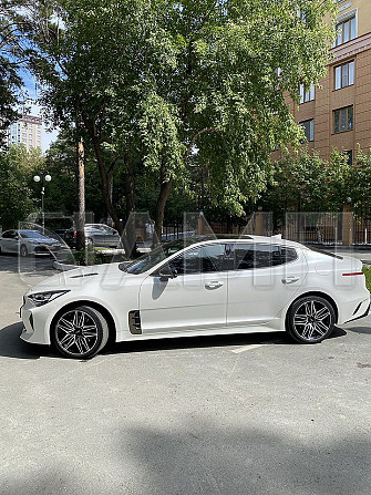 Продажа Kia Stinger 2.0 AT, 2023, 17 500 км Новосибирск - изображение 2