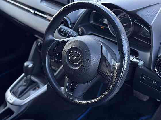 Продажа Mazda Demio 1.3 AT, 2016, 141 000 км Новосибирск