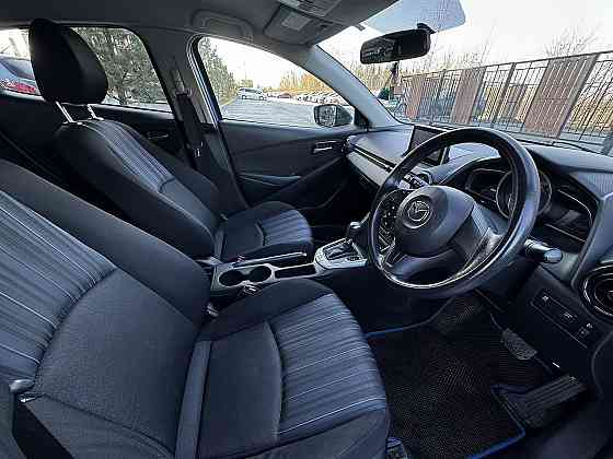 Продажа Mazda Demio 1.3 AT, 2016, 141 000 км Новосибирск