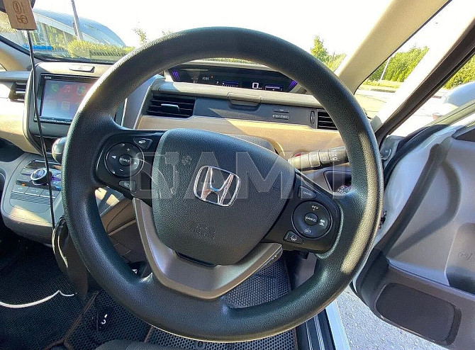 Продам Honda Freed 1.5 CVT, 2017, 38 000 км Новосибирск - изображение 7