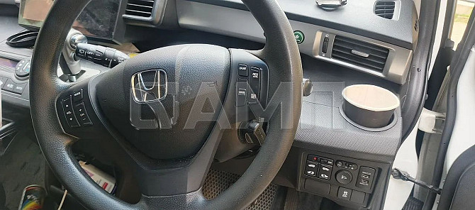 В продаже Honda Freed 1.5 CVT, 2015, 150 000 км Красноярск - изображение 2