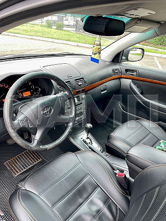Продаю Toyota Avensis 2.0 AT, 2008, 290 000 км Красноярск - изображение 3