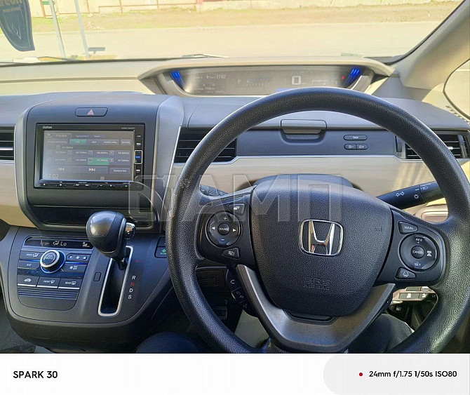 В продаже Honda Freed 1.5 CVT, 2019, 81 000 км Новосибирск - изображение 2