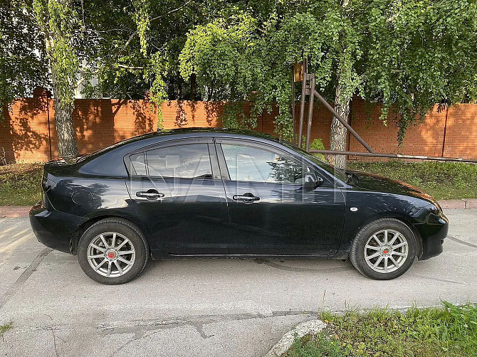 Продаю Mazda 3 1.6 AT, 2006, 111 111 км Новосибирск - изображение 1