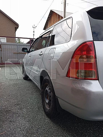 Продаю Toyota Corolla Fielder 1.5 AT, 2003, 279 900 км Новосибирск - изображение 3