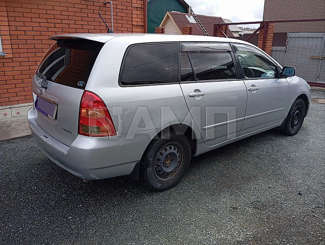 Продаю Toyota Corolla Fielder 1.5 AT, 2003, 279 900 км Новосибирск - изображение 5