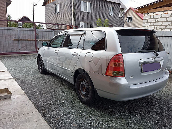 Продаю Toyota Corolla Fielder 1.5 AT, 2003, 279 900 км Новосибирск - изображение 2