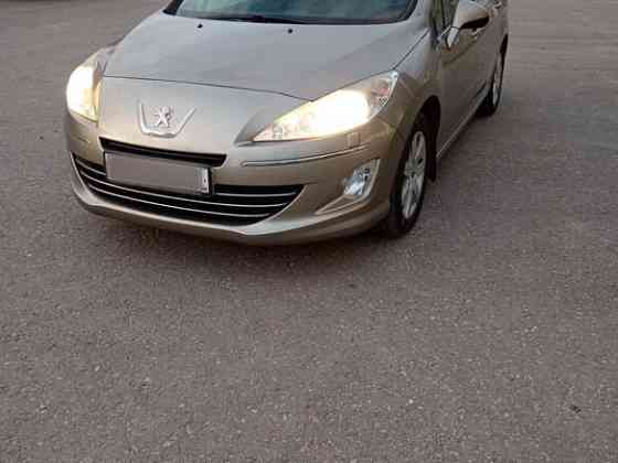 Продается Peugeot 408 I 1.6 МТ, 2013 год Смоленск