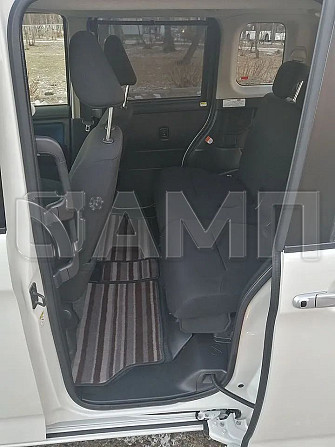 Продам Toyota Roomy 1.0 CVT, 2017, 100 000 км Красноярск - изображение 9
