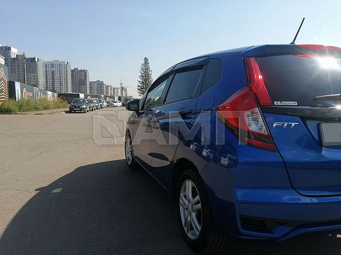 Продается Honda Fit 1.3 CVT, 2018, 59 000 км Красноярск - изображение 2