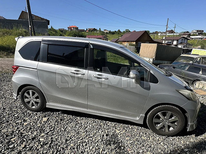Продажа Honda Freed 1.5 CVT, 2010, 111 000 км Красноярск - изображение 7