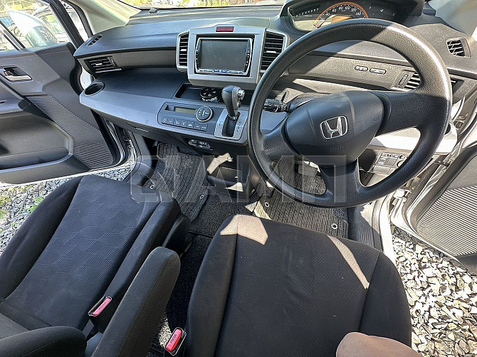 Продажа Honda Freed 1.5 CVT, 2010, 111 000 км Красноярск - изображение 8