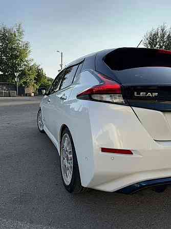 Продается Nissan Leaf AT, 2018, 119 000 км Красноярск