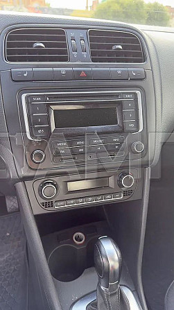 Продается Volkswagen Polo 1.6 AT, 2015, 164 000 км Новосибирск - изображение 4