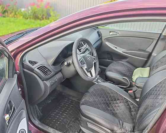 Продам Hyundai Solaris 1.6 AT, 2012, 146 000 км Новосибирск