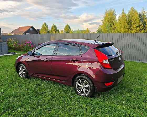 Продам Hyundai Solaris 1.6 AT, 2012, 146 000 км Новосибирск