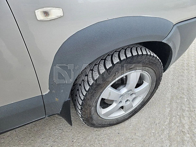 Продаю Hyundai Tucson 2.0 AT, 2007, 222 500 км Новосибирск - изображение 3
