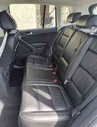 Продажа Volkswagen Tiguan 2.0 AT, 2011, 273 000 км Новосибирск