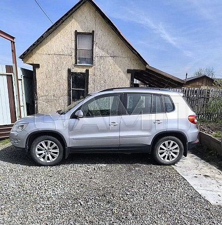 Продажа Volkswagen Tiguan 2.0 AT, 2011, 273 000 км Новосибирск - изображение 2