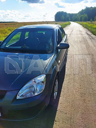 Продаю Kia Rio 1.4 MT, 2008, 194 000 км Новосибирск - изображение 2
