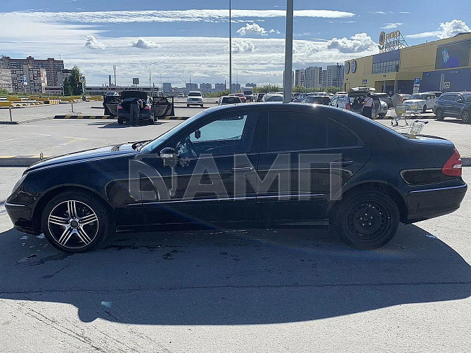 Продажа Mercedes-Benz E-класс 3.2 AT, 2002, 199 152 км Новосибирск - изображение 4
