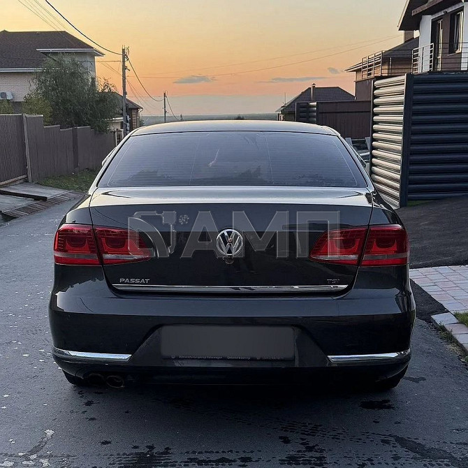Продажа Volkswagen Passat 1.8 AMT, 2013, 195 000 км Новосибирск - изображение 9