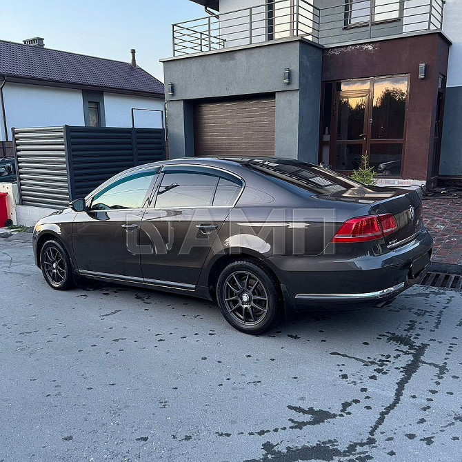 Продажа Volkswagen Passat 1.8 AMT, 2013, 195 000 км Новосибирск - изображение 1