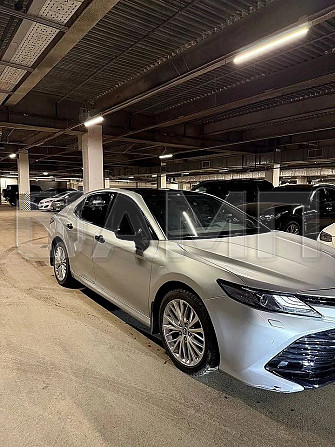 Продаю Toyota Camry 2.5 AT, 2021, 60 000 км Красноярск - изображение 1